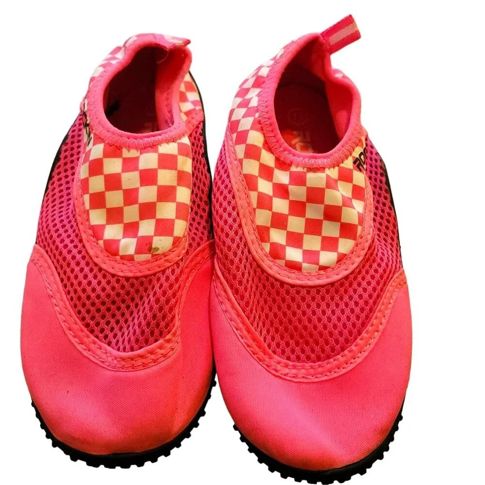 Girls Pink Beach Shoes Sand Boating Water Sports Girls Size 11 jj3293